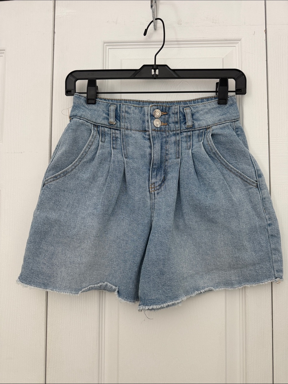 Wild fable Light Blue Pleated Denim Shorts Size 0  Vacation Summer Coastal Jean - Picture 3 of 12